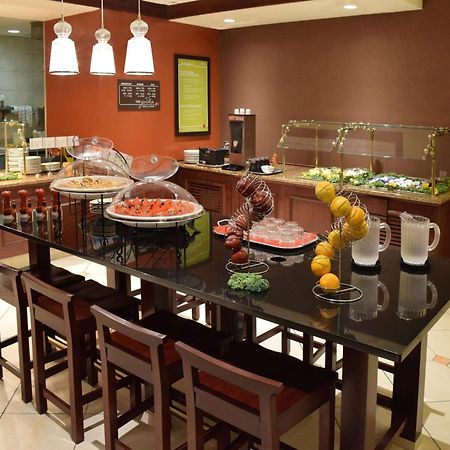 Hilton Garden Inn Columbus/Polaris Экстерьер фото